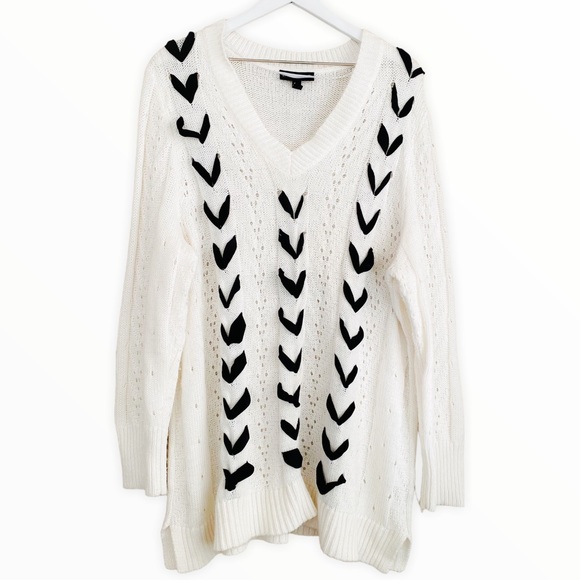 Lane Bryant Sweaters - PLUS Lane Bryant White & Black Ribbon Lace Up Crochet Tunic Sweater Size 3X
